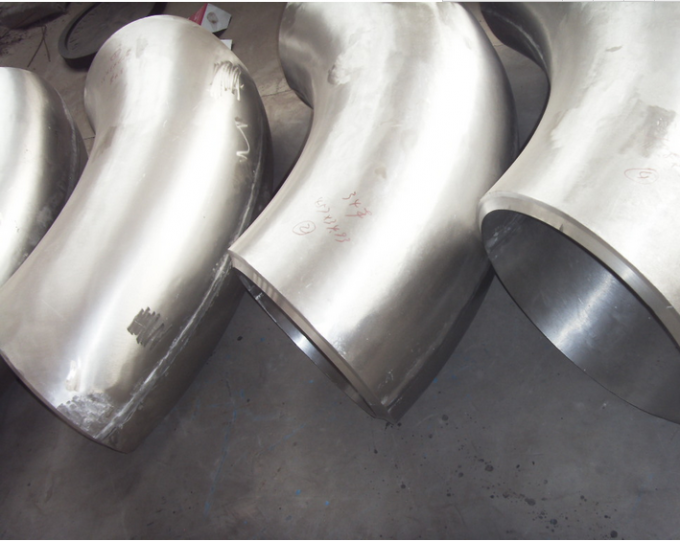 크쿠니는 이음새가 없는 용접된 집중적 편심 리듀서 EEMUA 146 C7060x 구리 니켈 9010 C70600을 엘보우로 밉니다 0